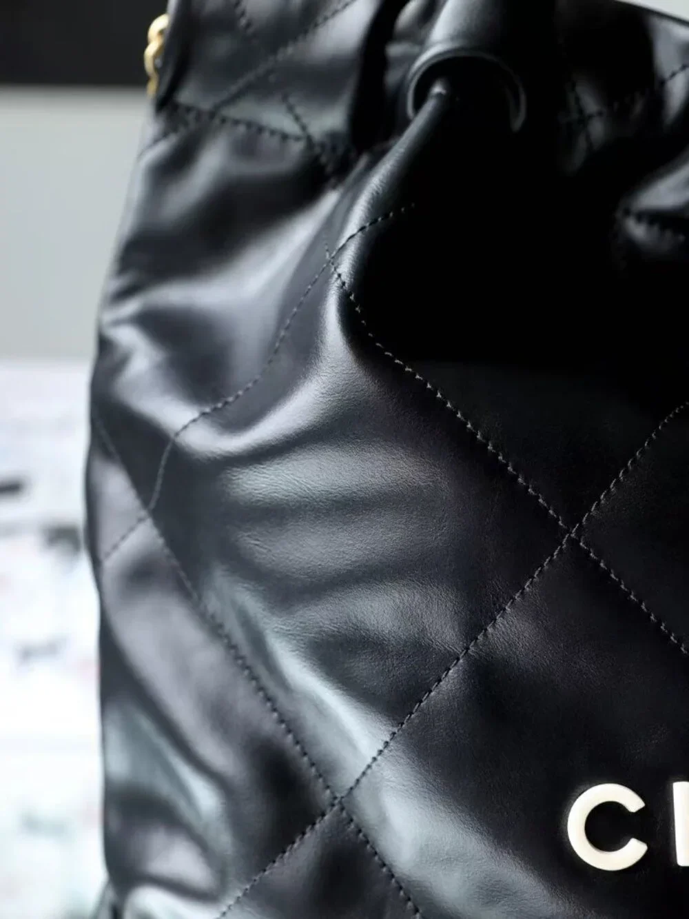 Classic CHANEL Bag: A Stylish and Versatile Choice for Elegance